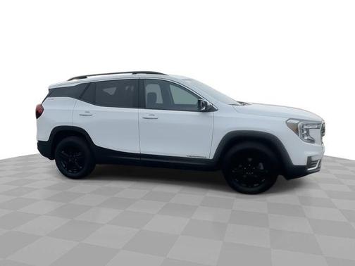 Summit White 2023 GMC Terrain SLE