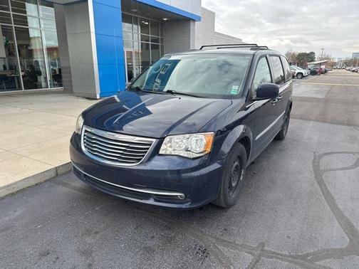 2014 Chrysler Town & Country Touring