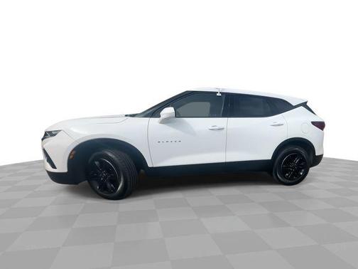 Summit White 2021 Chevrolet Blazer 2LT