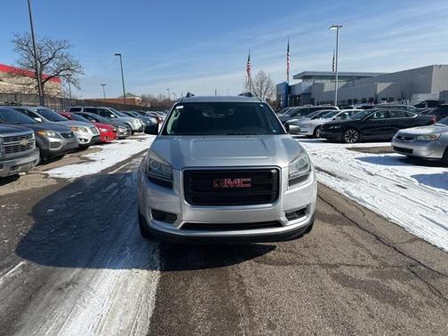 2016 GMC Acadia SLE-2