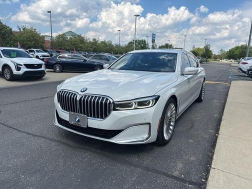 2020 BMW 740 xDrive