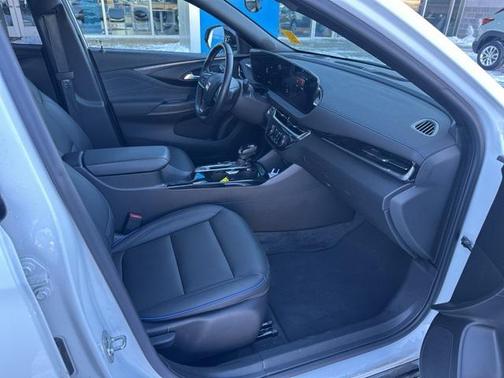 2024 Buick Envista Sport Touring FWD