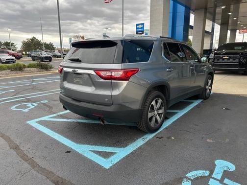 2018 Chevrolet Traverse LT Leather