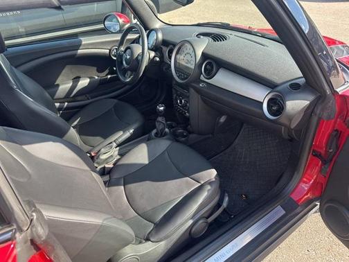 2014 MINI Convertible Cooper