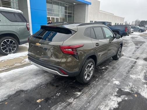 2024 Chevrolet Trax LT