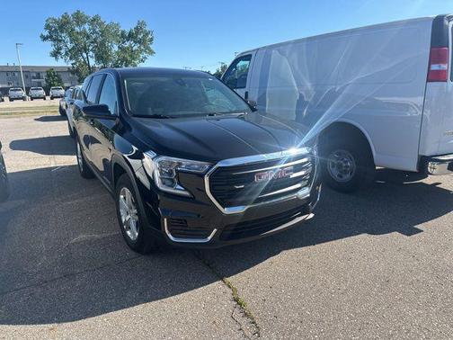 Ebony Twilight Metallic 2023 GMC Terrain SLE