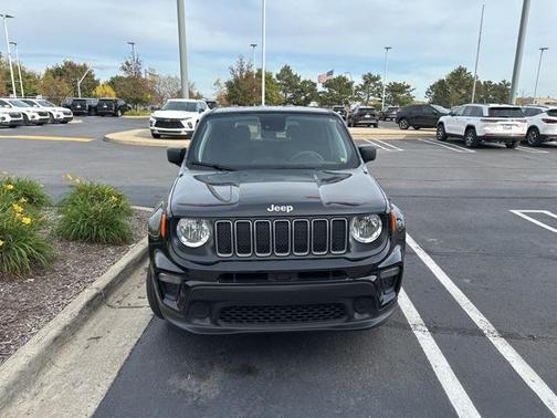 2023 Jeep Renegade Latitude