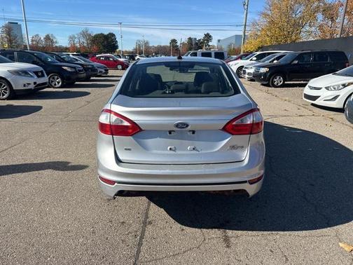 2015 Ford Fiesta SE