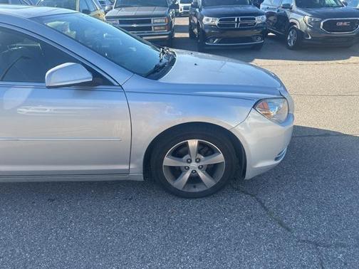 2012 Chevrolet Malibu 2LT