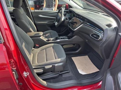 2023 Chevrolet Bolt EUV FWD LT