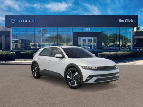 Atlas White 2026 Hyundai IONIQ 5 SE