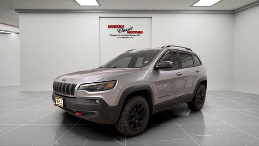 Billet Silver Metallic Clearcoat 2020 Jeep Cherokee Trailhawk