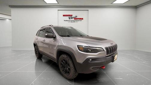 Billet Silver Metallic Clearcoat 2020 Jeep Cherokee Trailhawk