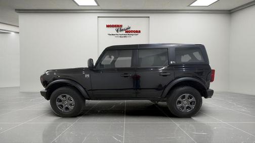 Shadow Black 2025 Ford Bronco Big Bend