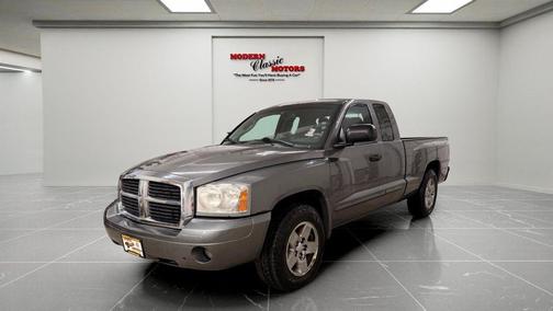 Mineral Gray Metallic Clearcoat 2005 Dodge Dakota Laramie Club Cab
