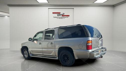 2002 GMC Yukon XL Denali