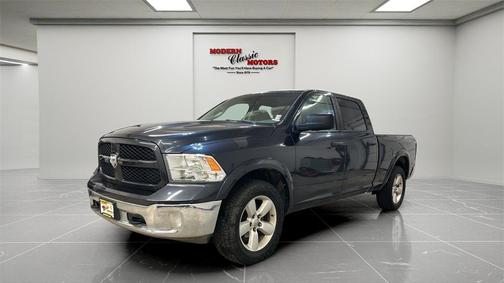 2016 RAM 1500 SLT