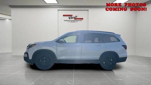2022 Honda Pilot AWD Black Edition