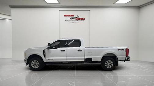 2023 Ford F-350 XLT