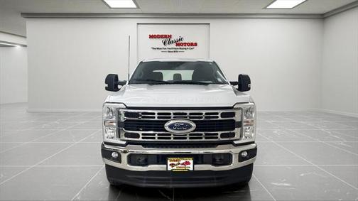 2023 Ford F-350 XLT