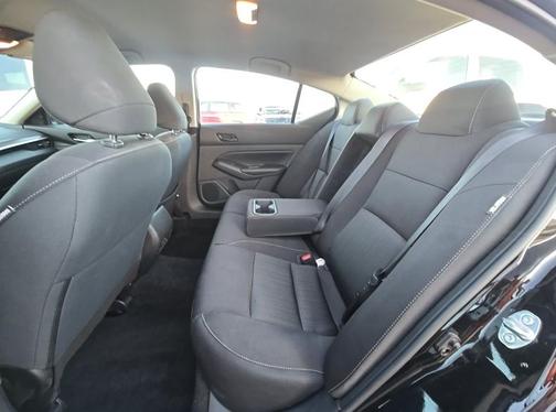 Super Black Clearcoat 2025 Nissan Altima 2.5 SV