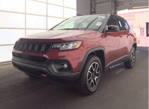 Red Hot Pearlcoat 2025 Jeep Compass Trailhawk