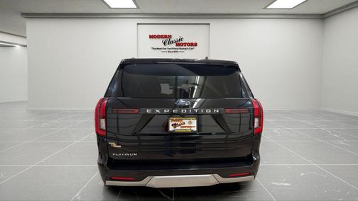 Black Metallic 2025 Ford Expedition Platinum