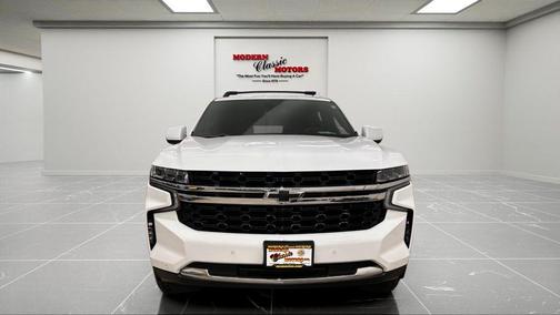 2023 Chevrolet Suburban LS