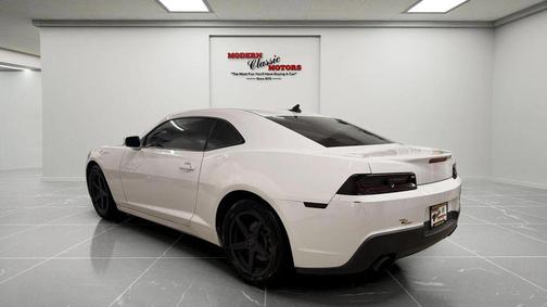 Summit White 2015 Chevrolet Camaro 2LS