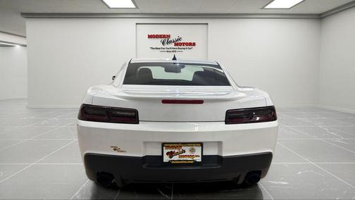 Summit White 2015 Chevrolet Camaro 2LS