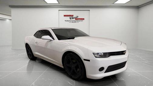 Summit White 2015 Chevrolet Camaro 2LS