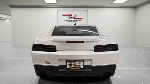 Summit White 2015 Chevrolet Camaro 2LS