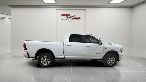 Bright White Clearcoat 2024 RAM 2500 Laramie Crew Cab 4x4 6'4' Box