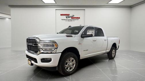 Bright White Clearcoat 2024 RAM 2500 Laramie Crew Cab 4x4 6'4' Box