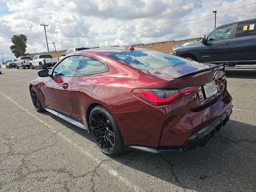 Aventurin Red Metallic 2022 BMW M4 Competition