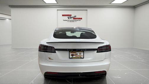 2023 Tesla Model S Plaid