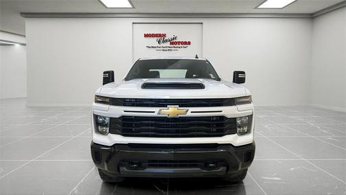 2024 Chevrolet Silverado 2500 Custom