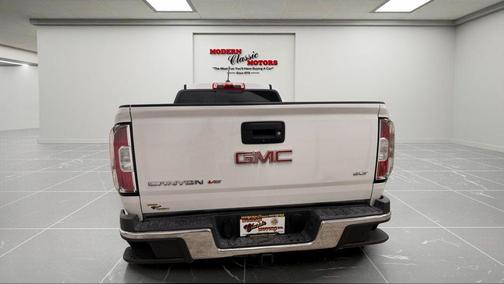 Summit White 2019 GMC Canyon SLT