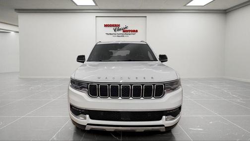 Bright White Clearcoat 2024 Jeep Wagoneer Series III 4x4