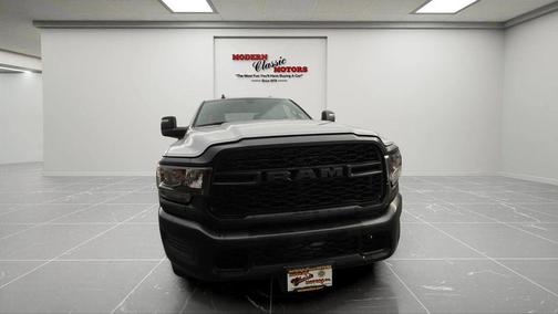 2024 RAM 2500 Tradesman Crew Cab 4x4 8' Box
