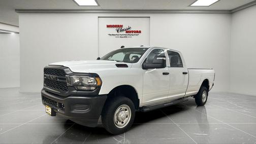 2024 RAM 2500 Tradesman Crew Cab 4x4 8' Box