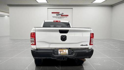 2024 RAM 2500 Tradesman Crew Cab 4x4 8' Box