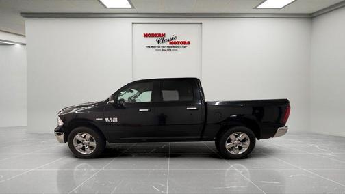 Black Forest Green Pearlcoat 2016 RAM 1500 Big Horn