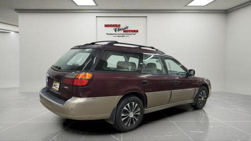 2000 Subaru Outback Base