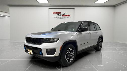 2024 Jeep Grand Cherokee 4xe Trailhawk