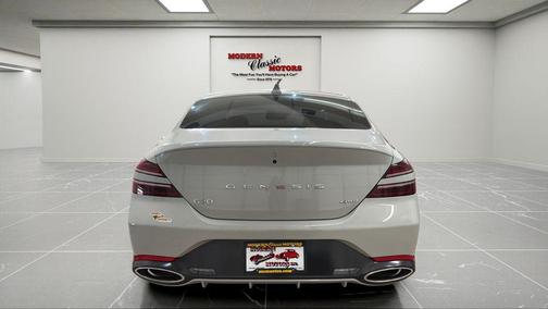 Vatna Gray 2025 Genesis G70 2.5T AWD