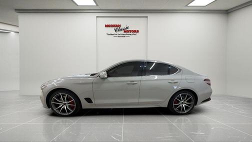 Vatna Gray 2025 Genesis G70 2.5T AWD