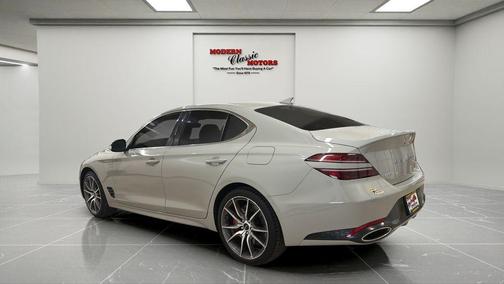 Vatna Gray 2025 Genesis G70 2.5T AWD