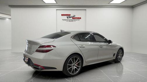 Vatna Gray 2025 Genesis G70 2.5T AWD