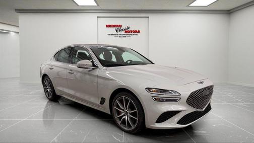 Vatna Gray 2025 Genesis G70 2.5T AWD
